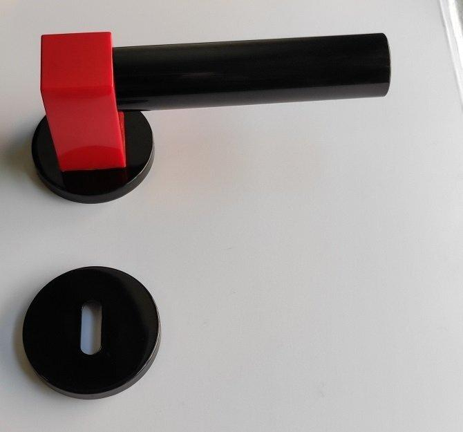 Maniglia per porta in nylon OLIVARI PITAGORA vari colori