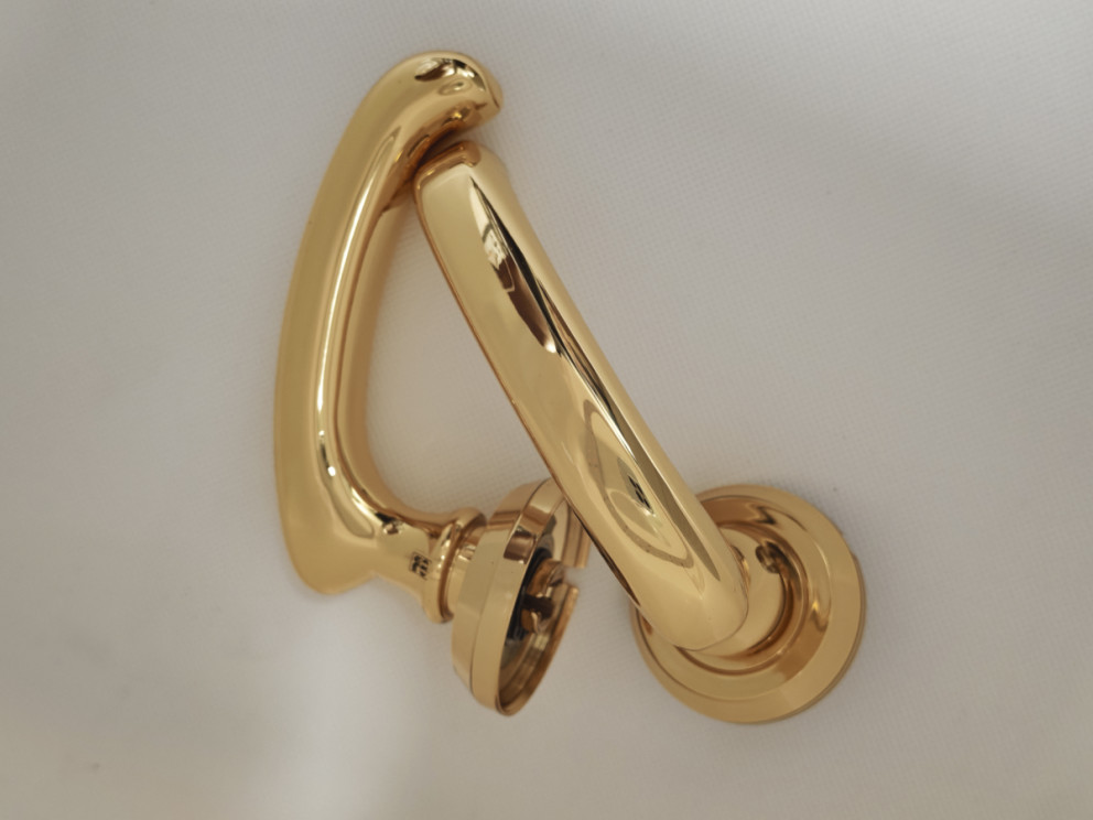 MANIGLIA PER PORTA MOD. VELA MANDELLI