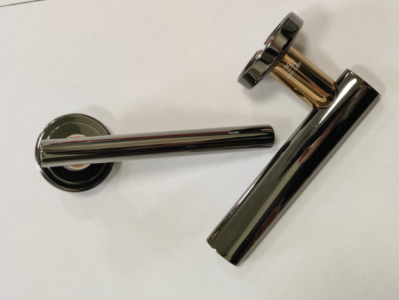 MANIGLIA SALICE PER PORTA MOD. CAMELIA