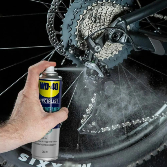 LUBRIFICANTE CATENA BIKE WD-40 PER TUTTE LE CONDIZIONI