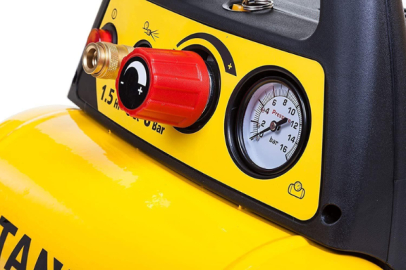 Stanley D 200 Compressore 6 Lt 1,5HP, pressione max 8 bar/116 PS, Rumorosità: 97 dB