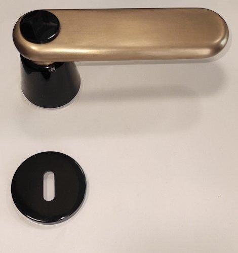 Maniglia per porte interne OLIVARI SFINGE vari colori