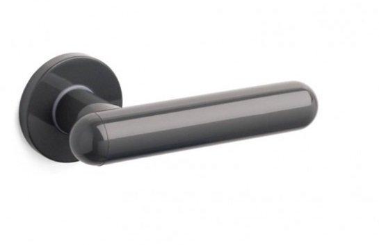 Maniglia per porta in nylon OLIVARI BOMA vari colori