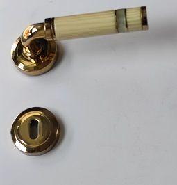 Maniglia per porte interne in ottone GIL modello BIJOU